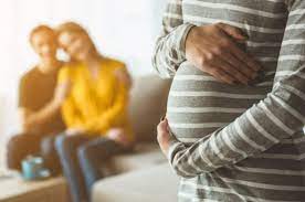 Mang thai hộ vì mục đích nhân đạo là gì? Cần có những điều kiện gì mang thai hộ?